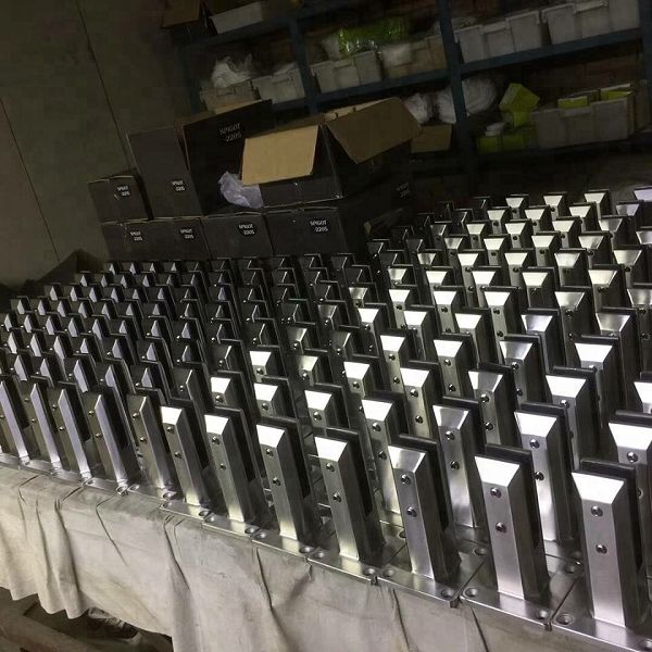 Frameless Glass Spigot supplier